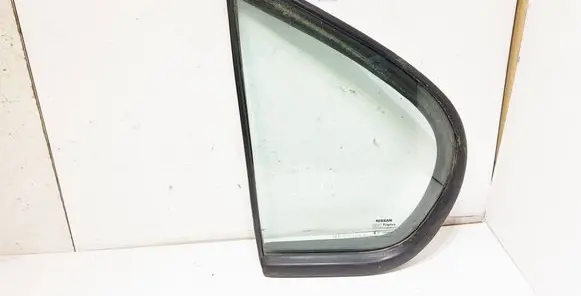 Nissan Primera Rear vent window glass 43R00004 007856 DOT17M34AS2