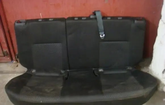 Suzuki Swift III Rear seat 