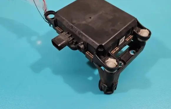 Peugeot 5008 Central body control module 9673046780 IMPRK1387881