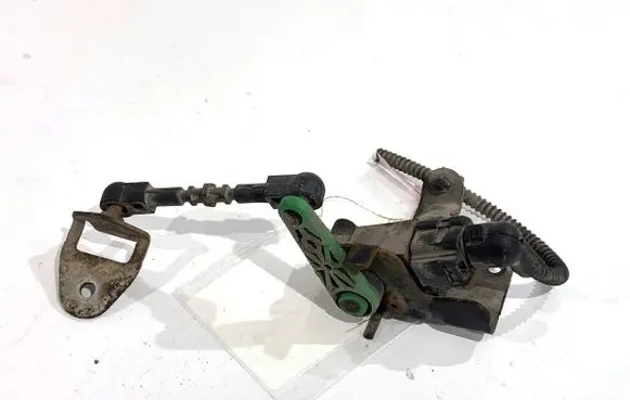 Headlight/headlamp level sensor