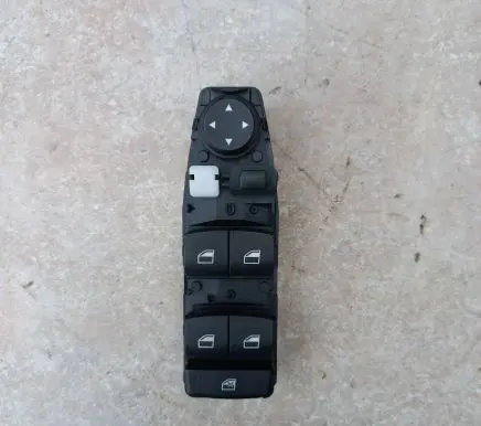 BMW 1 F20 F21 Electric window control switch 9208109 61319208109 L20226