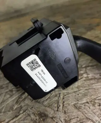 Ford Focus Indicator stalk AV6T13335AE