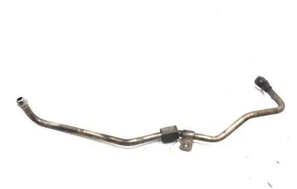 Volkswagen PASSAT B7 Turbo turbocharger oiling pipe/hose