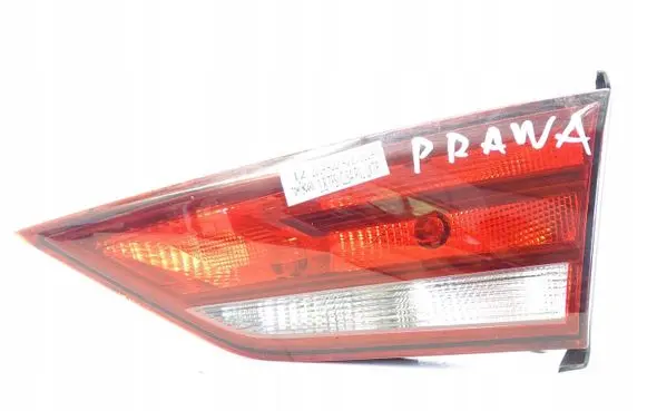 Audi A3 S3 8V Tailgate rear/tail lights 8V5945094