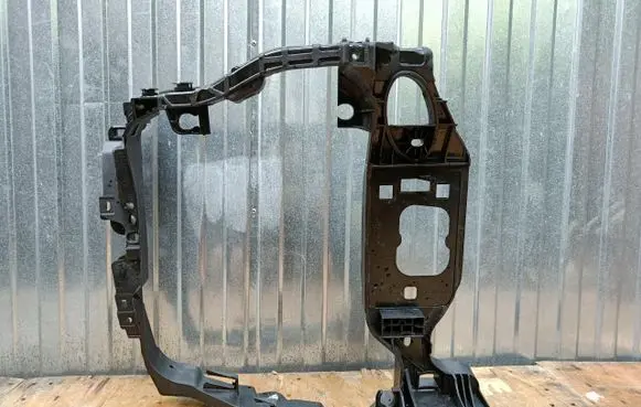 Porsche Macan (95B) Radiator support slam panel 95B805594