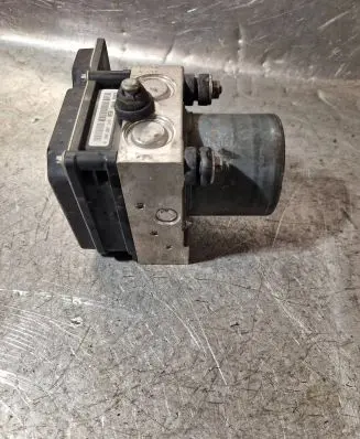 Peugeot 508 ABS Pump 9677031780