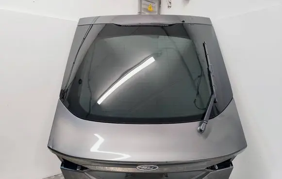 Ford Mondeo MK V Tailgate/trunk/boot lid