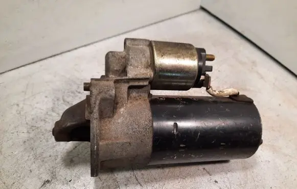 Volvo V70 Starter motor 0001109252