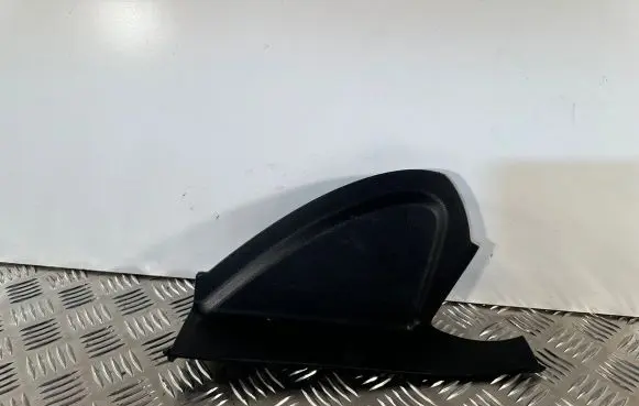 Dashboard side end trim
