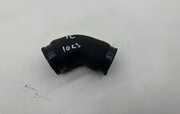 Toyota Yaris Intercooler hose/pipe