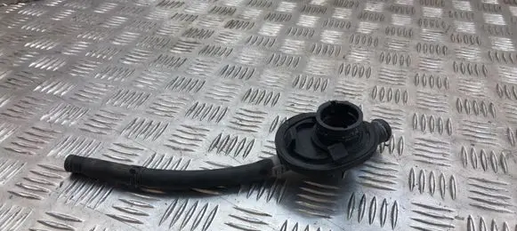 Mercedes-Benz E C207 W207 Engine coolant pipe/hose