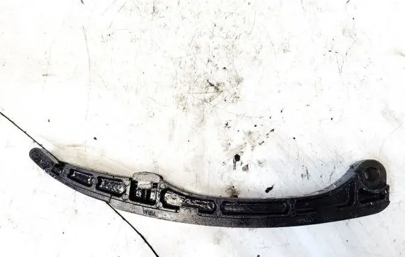 Toyota Auris 150 Slide rail for timing chain 