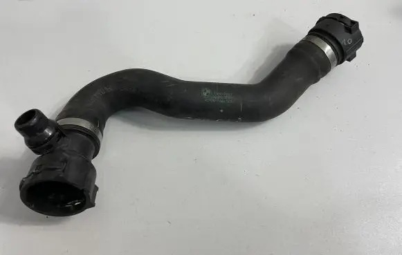 BMW X5 E70 Engine coolant pipe/hose 7808076