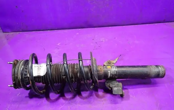Ford Mondeo Mk III Front shock absorber with coil spring 