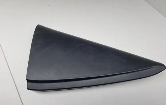 Toyota Yaris Rear door glass trim molding 676730D030
