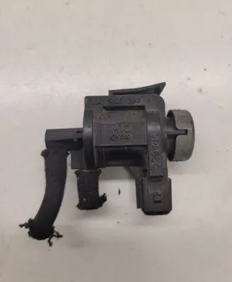 Volkswagen Golf IV Turbo solenoid valve 1J0906283A