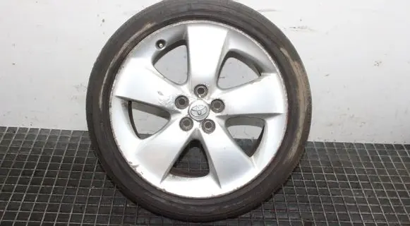 Toyota Prius (XW30) R17 alloy rim 