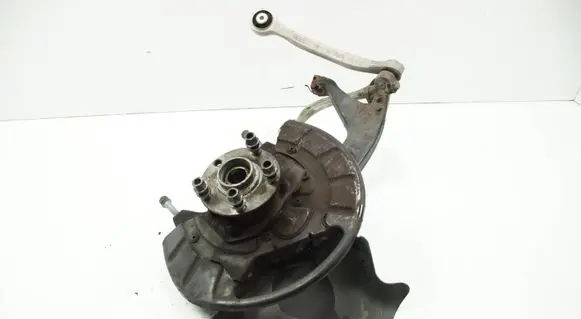 Front wheel hub spindle knuckle