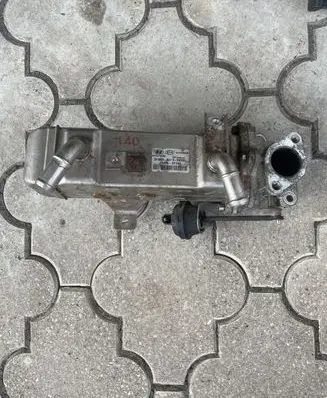 KIA Sorento EGR valve cooler 284162F140