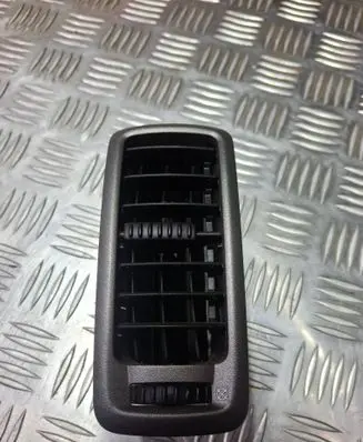 Opel Vivaro Dashboard side air vent grill/cover trim R6136S150