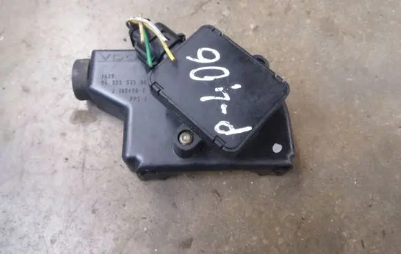 Peugeot 406 Accelerator throttle pedal 9635553580