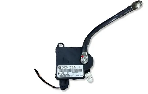 Audi A6 S6 C6 4F Battery control module 4F0915181A