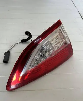 Ford Kuga II Tailgate rear/tail lights CV4413A603AF