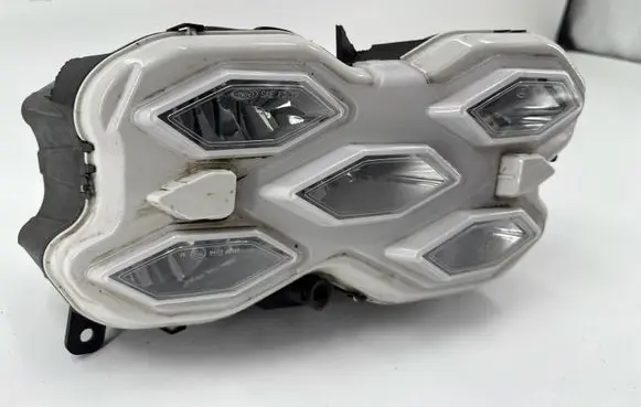 Volkswagen Golf VIII Front fog light