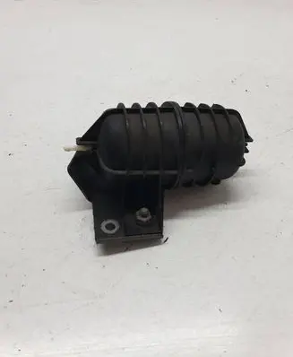 BMW 5 E60 E61 Vacuum air tank 11652247620