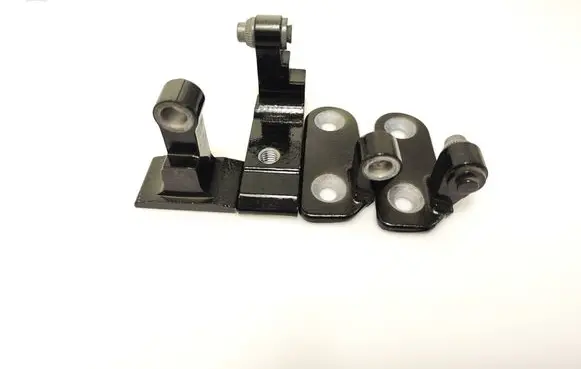 BMW X5 G05 Front door hinge set 7333061 A046574