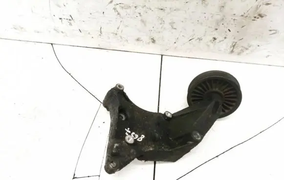 Opel Vectra C Engine mounting bracket
