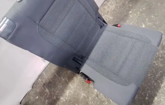 Volkswagen Touran I Third row seats 