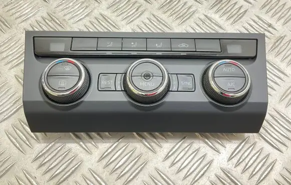 Skoda Superb B8 (3V) Climate control unit 3V0907044AQ 3V0820075