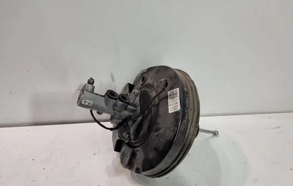 Skoda Octavia Mk2 (1Z) Brake booster 1K1614105CN L00XHUI4 1612302580