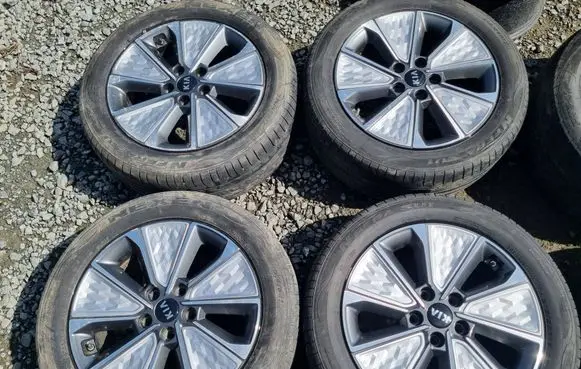 KIA Rio R17 alloy rim 52910-J2000
