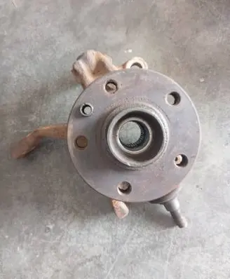 Volkswagen Transporter - Caravelle T4 Front wheel bearing hub 