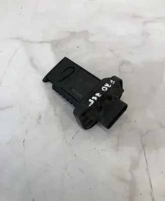 BMW 1 F20 F21 Mass air flow meter 0280218279 7612746 28S486138