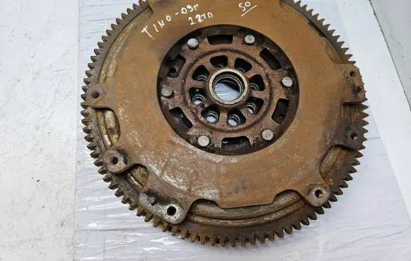 Nissan Almera Tino Dual mass flywheel 