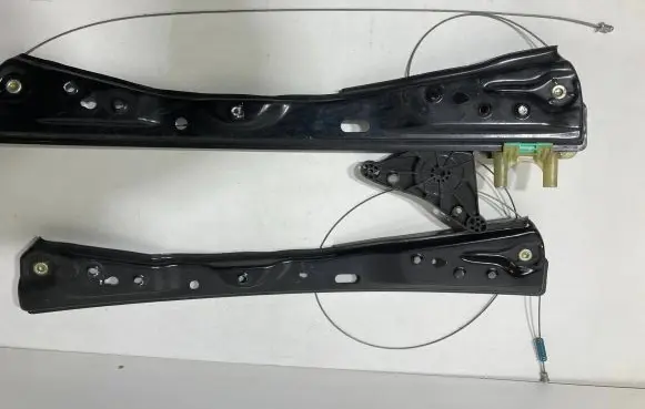 BMW X5 F15 Front window lifting mechanism without motor C19066100