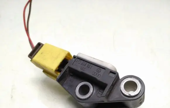 Audi A6 S6 C6 4F Airbag deployment crash/impact sensor 4F0959651