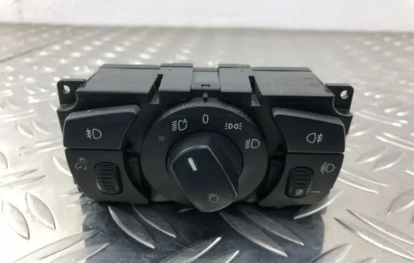 BMW 5 E60 E61 Light switch 6953737