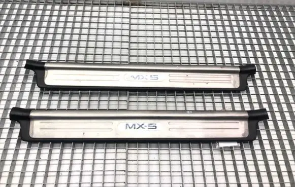 Mazda MX-5 NB Miata Front sill (body part) NC1068720NC1068710