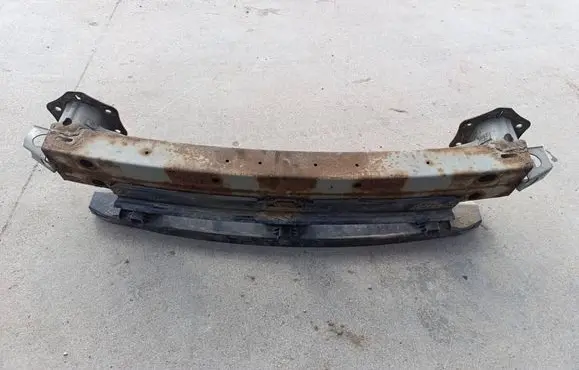 Subaru B9 Tribeca Front bumper cross member