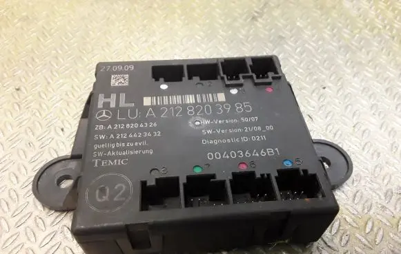 Mercedes-Benz C W204 Door control unit/module 2128203985 A2128203985