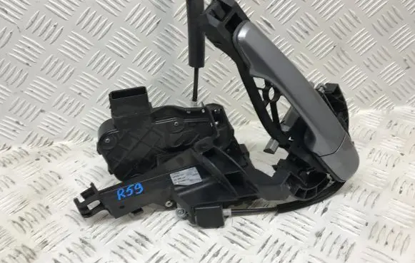 Jaguar XF X250 Rear door lock 7H5A26413AC
