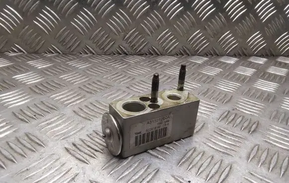 Air conditioning (A/C) expansion valve