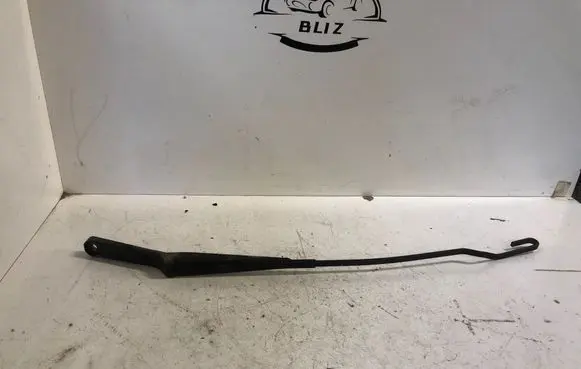 Volkswagen Transporter - Caravelle T4 Front wiper blade arm 701955410A
