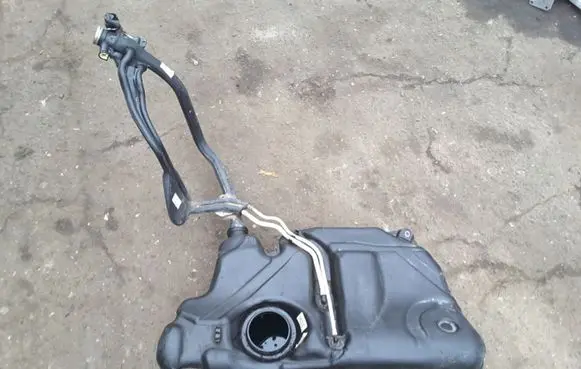 Skoda Fabia Mk3 (NJ) Fuel tank 6Q0201085A 6R020121BQ 6Q0201169B