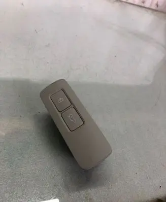 Volvo XC60 Fuel tank opening switch P32350331