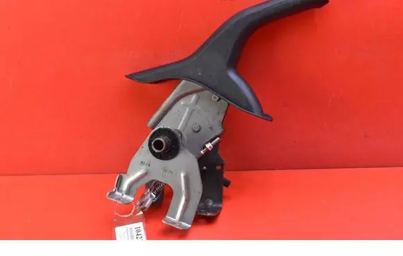 KIA Soul Handbrake/parking brake lever assembly 